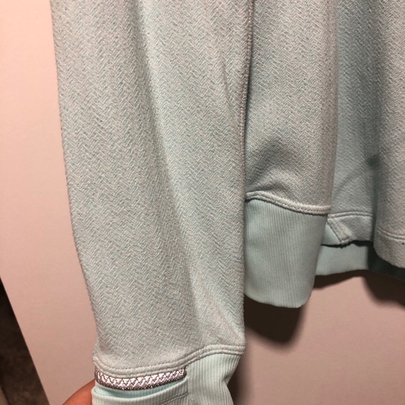 Lululemon 1/4 zip up sweater - Picture 6 of 8